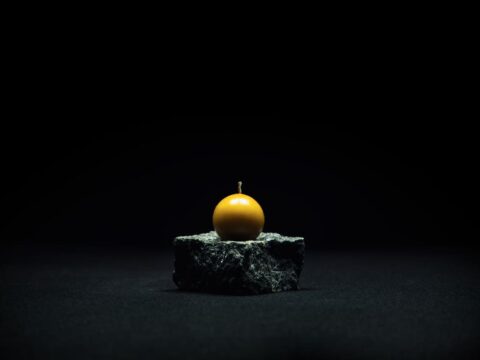 Beeswax Bubble Candle